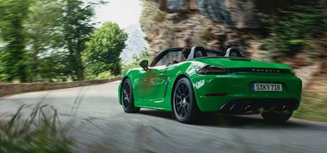 Porsche 718 GTS Boxster 